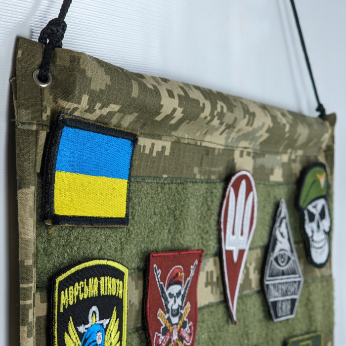Панель для шевронів та патчів +3 шеврона в подарунок Патч Борд тактичний 45х65 см для нашивок і нагород складна панель-стенд