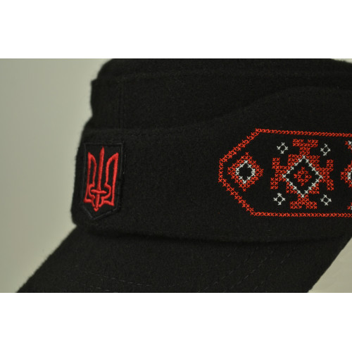 Mazepinka with embroidered Ukrainian pattern, warm cashmere, Austria Mazepinka with embroidered Ukrainian pattern, warm cashmere, Austria