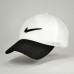 Кепка літня найк бейсболка чоловіча чорно біла з вишитим 3Д логотипом NIKE
