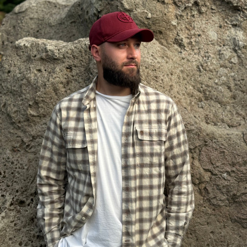 Stone Island burgundy baseball cap for men with 3D embroidery, cotton, sizes 56-60, spring-autumn Stone Island burgundy baseball cap for men with 3D embroidery, cotton, sizes 56-60, spring-autumn